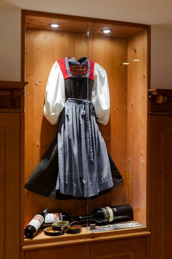 Hotel Gasthof Adler ชอปเปอร์เนา ภายนอก รูปภาพ
